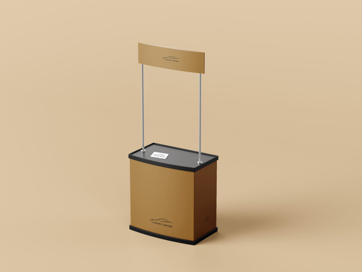 prázdny, nedokončený veľtržný stánok